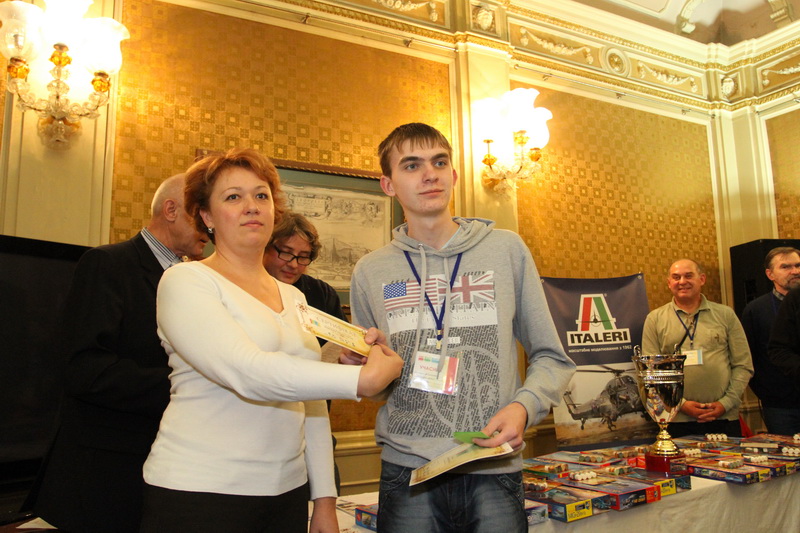 ModelFest2012_LUFA_32